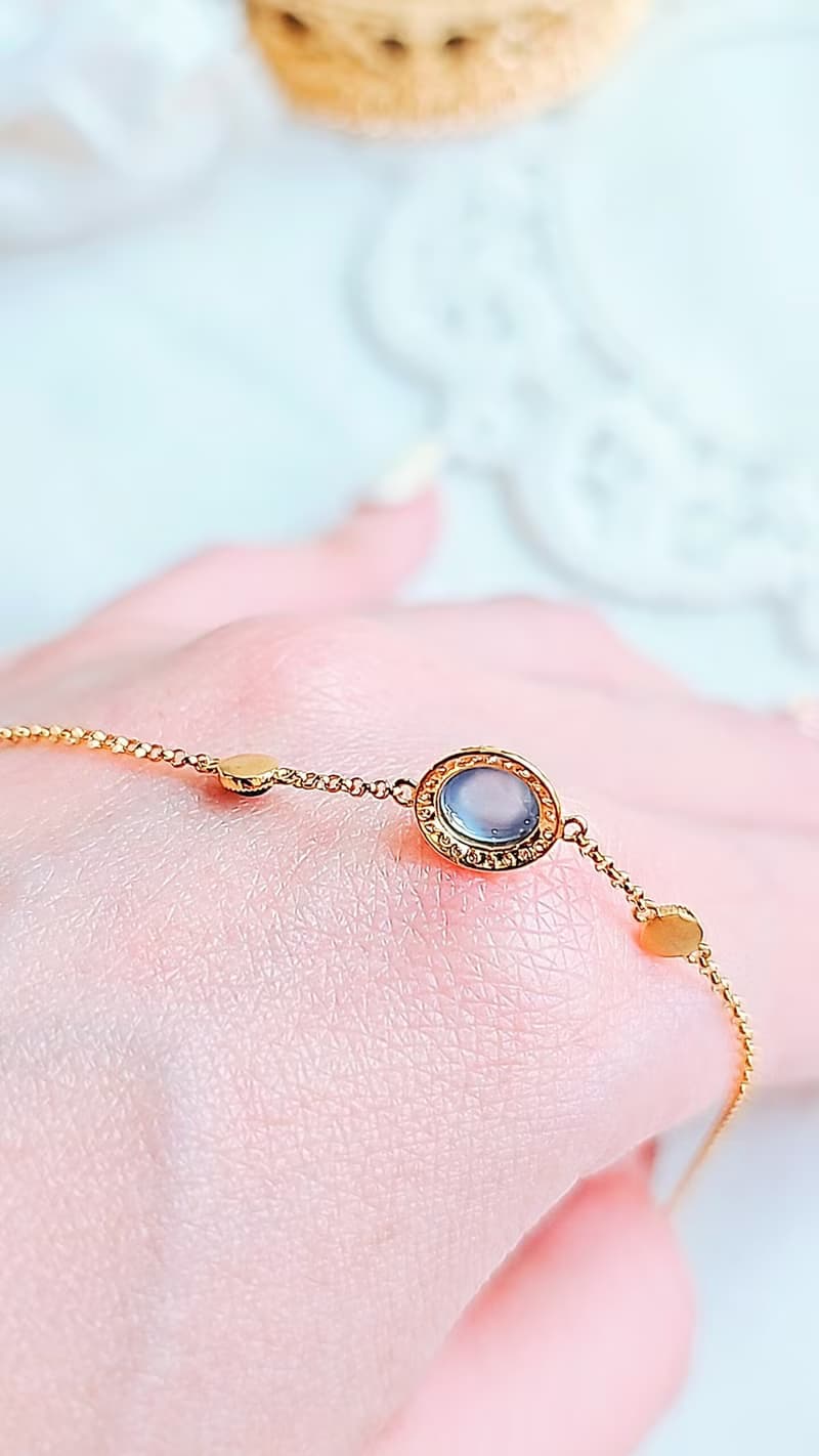 |招財女神鏈|A貨翡翠淡藍剛超飽滿蛋6.1mm18k金真鑽設計款手鏈