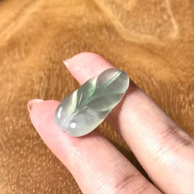 【一葉致富】冰種飄綠翡翠葉子 | 天然緬甸玉A貨翡翠 | 送禮
