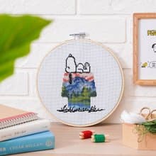 【迷彩史努比狗屋】Snoopy 十字繡DIY材料包 8吋繡框 | XiuCrafts