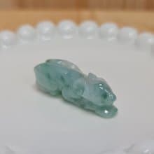 老種晴底綠飄花錢鼠 | 天然緬甸玉A貨翡翠