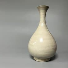宋 定窯白瓷劃花蓮紋玉壺春瓶