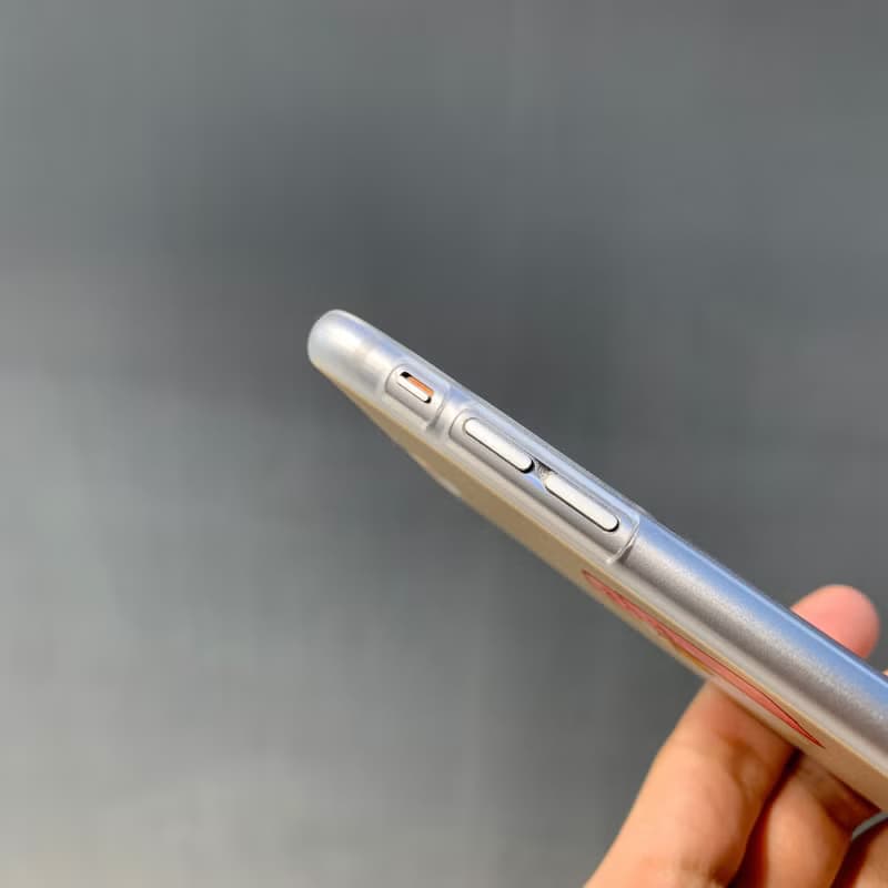 被迫依偎的火腿蛋說 Go away - 奶茶色磨砂浮雕手機殼