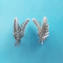 Vintage Jewelry 西洋古董飾品 Giovanni 銀色調 立體葉 夾式耳環