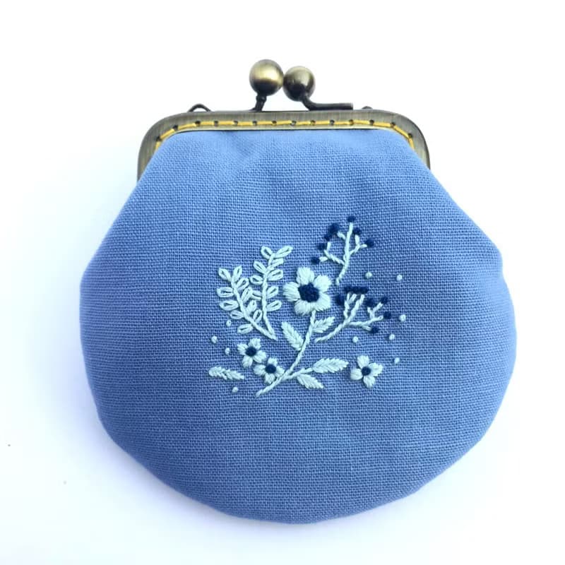 刺繡花口金小物包