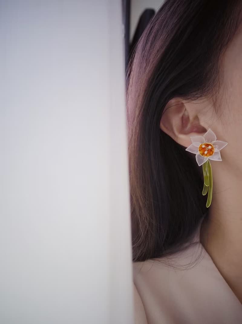 凌波仙子 橘 花朵垂墜式樹脂耳環