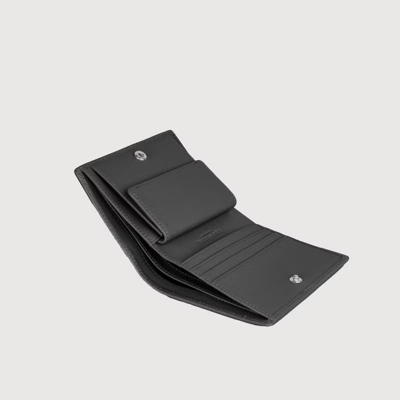 【免費升級送禮包裝】依雅娜 壓紋牛皮4卡兩折短夾多色/BF853-401