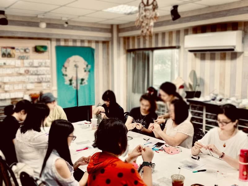 【體驗】【中山區 金屬線編織】琉璃天然石手鍊/ 寶石自選  / 1人成班