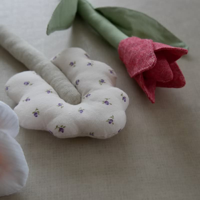 【出産祝いギフト】ベビー玩具ラトル　4点セット