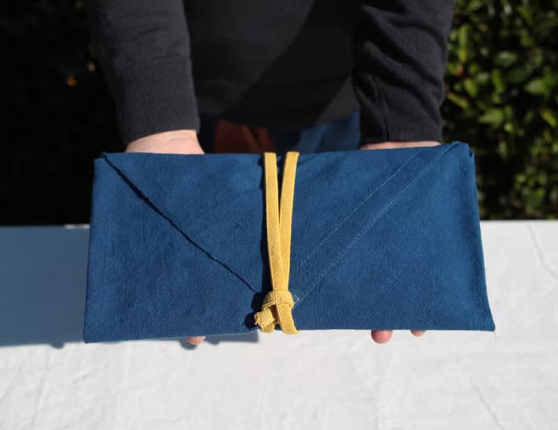 山岳民族レンテン族の布で包むギフトセット　お茶3種　初摘みほうじ茶・萎凋煎茶・和紅茶　　化学肥料・農薬不使用栽培