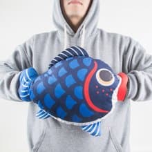 錦鯉鯉魚適合送禮的抱枕可以插手暖手的午睡趴睡抱枕祈福禮物