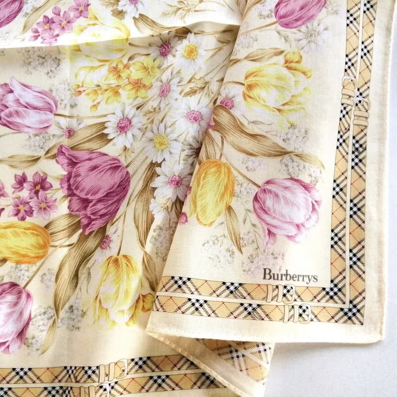Burberrys Vintage Handkerchief – Floral Bouquet with Check Belt 20 x 19.5 inches