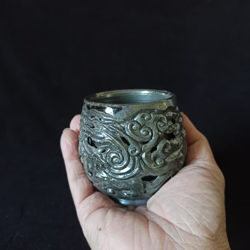 柴燒雙層鏤空防燙雕刻鳳凰祥雲茶杯陳炫亨陶藝家創作