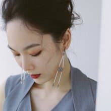 雙色垂墜 玻璃管長耳環 銀藍