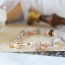 憶念。櫻花瑪瑙 拉長石 彼得石 橙月亮石 珍珠 天然石 水晶手鍊