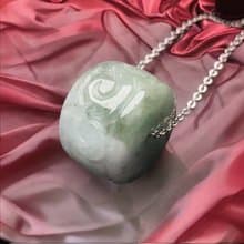 【萬事亨通】冰飄綠翡翠雕花路路通項鍊| 天然緬甸玉翡翠A貨