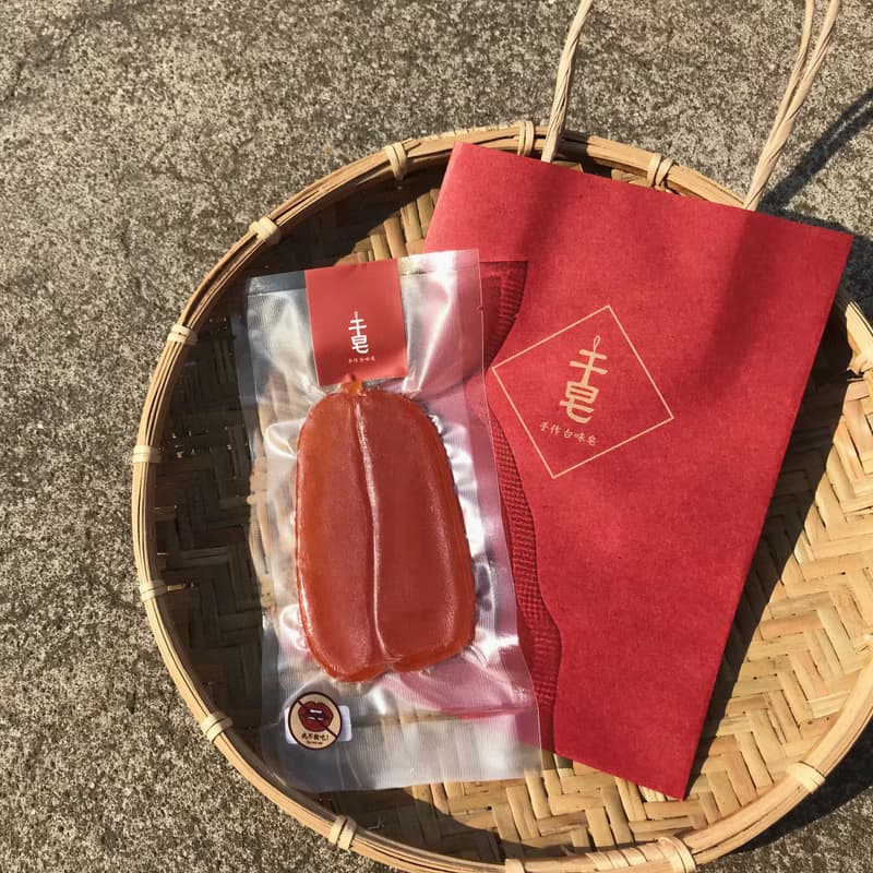 【經典紅】大腸包小腸+烏魚子手工皂禮盒、年節送禮、交換禮物