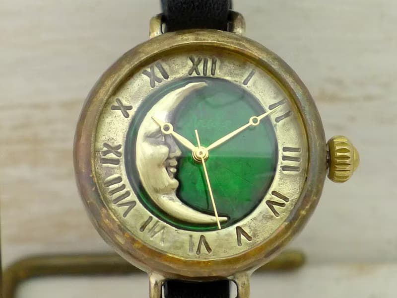 手作り腕時計 CrescentMoon4-MB 三日月グリーン文字盤 ブレスレット風  (366CM4GR)