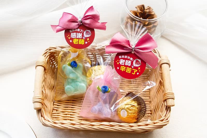 教師節禮物 贈品 泰迪熊香皂+金莎巧克力小禮物包 (滿百份免費印)