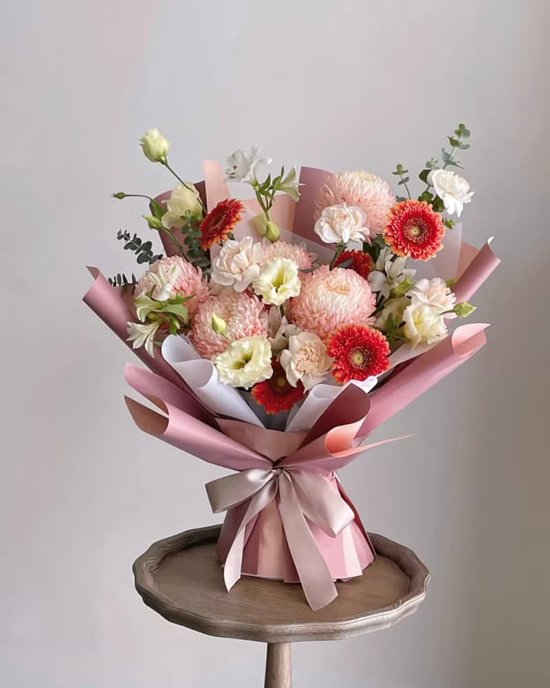 【鮮花】粉橘黃色牡丹菊康乃馨鮮花花束