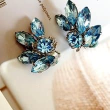 vintage jewelry 古董水藍萊茵石花瓣 夾式耳環