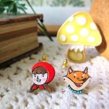 Wooden earring little red riding hood