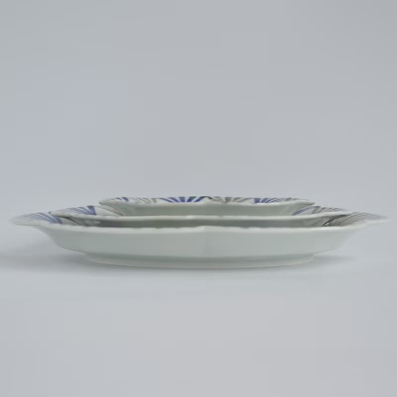 三角十草輪花皿　L