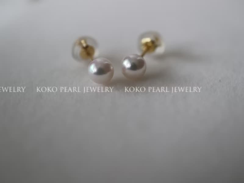 日本直送 稀有點位 4mm 4.5mm Akoya海水珍珠耳釘 耳環 18k金