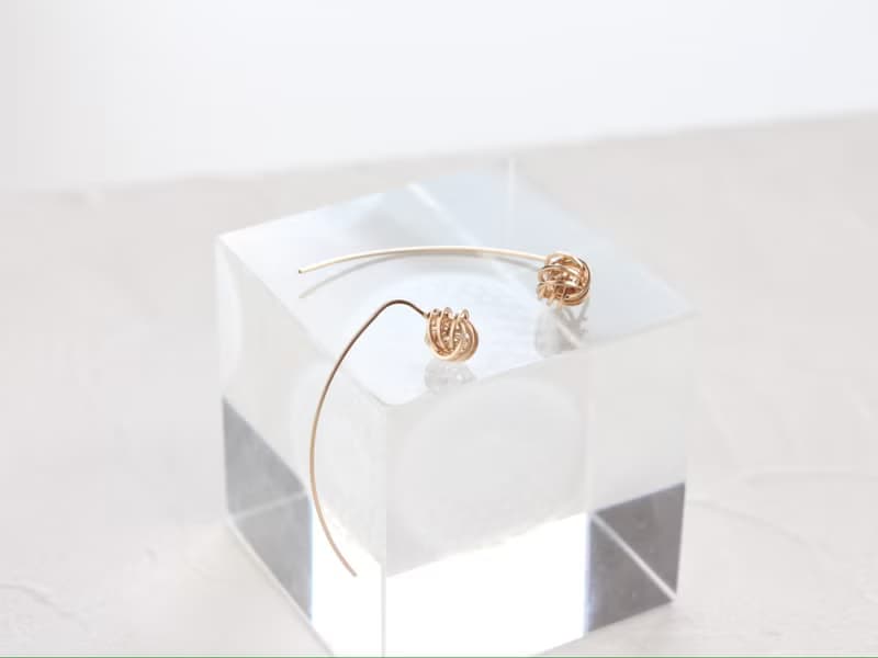 14kgf-three knot bow pierced earrings