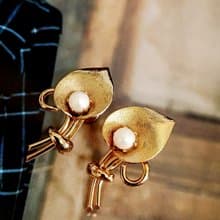 vintage jewelry  典雅立體珍珠海芋 夾式耳環
