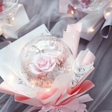 包裝花束 / 不凋花系列 / 浪漫小星球花束