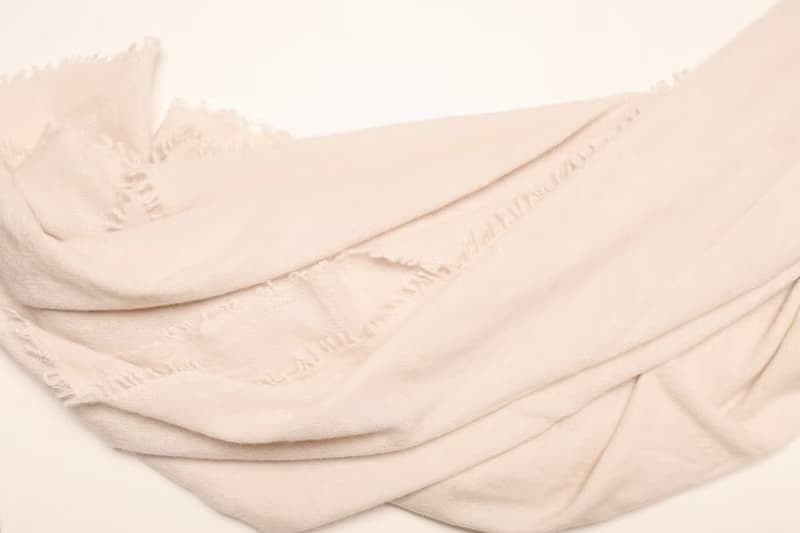 【現貨】喀什米爾燕麥純小羊絨柔軟蓬鬆大圍巾披肩頂級精品寶寶絨