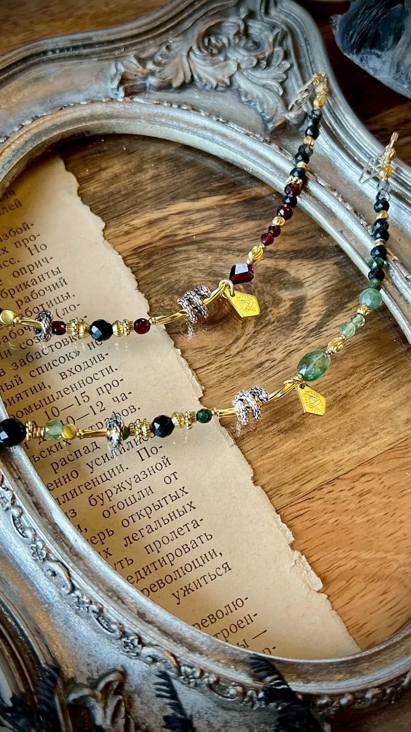 -蛇蠍美人 -天然水晶手鏈/黃銅手鍊