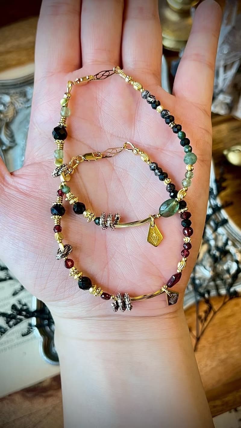 -蛇蠍美人 -天然水晶手鏈/黃銅手鍊