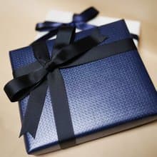 Tsubame - 聖誕交換禮物 免費禮物包裝 等值1000上下真皮皮件