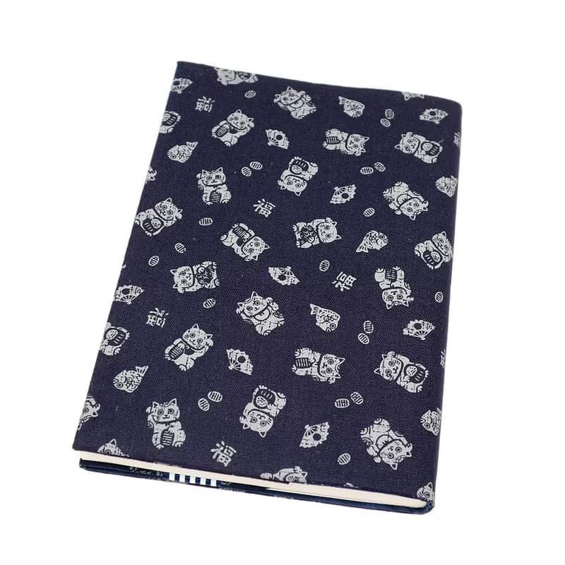 A5 可調式 媽媽手冊 布書衣 布書套 - 日本 招財貓 (藍)