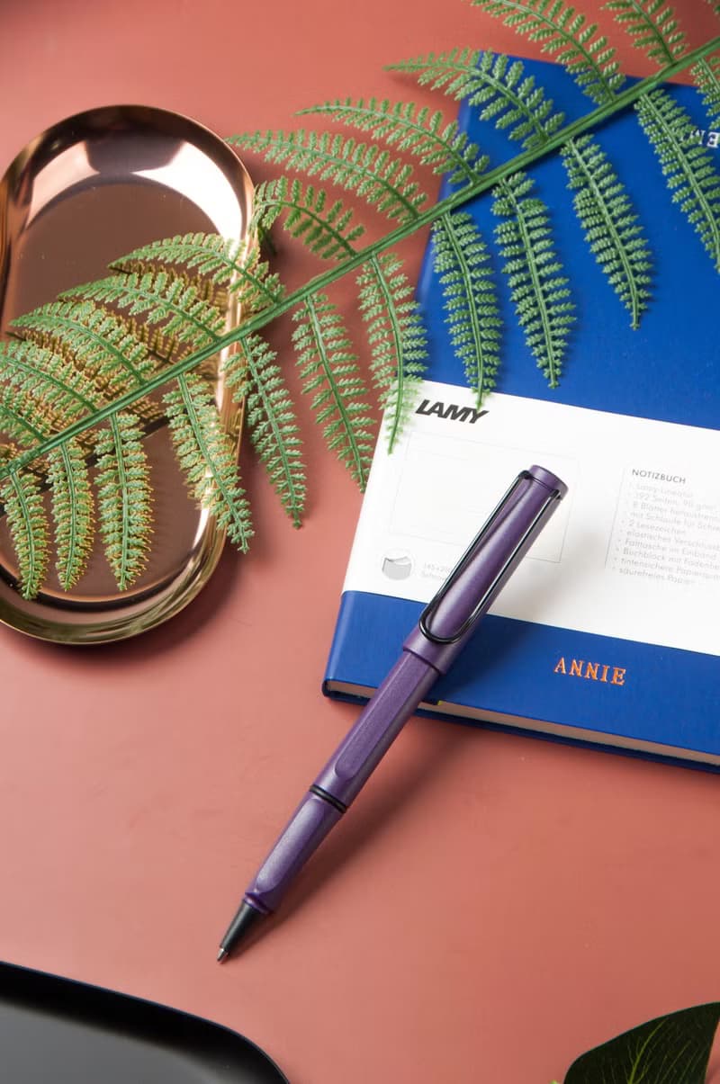 【雷雕免費刻字】LAMY 鋼珠筆皮革筆盒 湛藍 / SAFARI - 紫丁香
