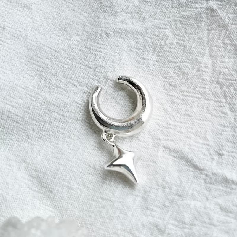 新月與星耳夾 Crescent & Star earcuff