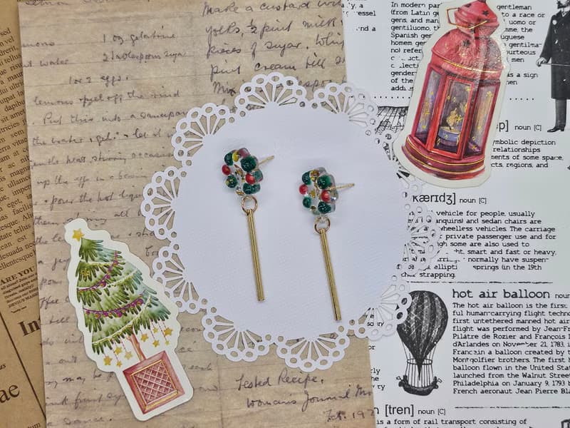 原創耳飾 迷你花圈金晃晃 聖誕必備 簡約設計 手作 樹脂 特色耳環