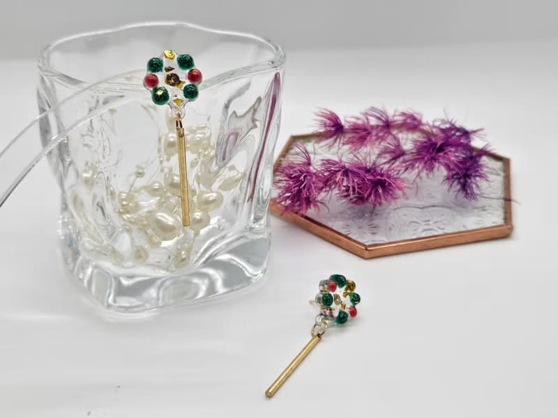 原創耳飾 迷你花圈金晃晃 聖誕必備 簡約設計 手作 樹脂 特色耳環