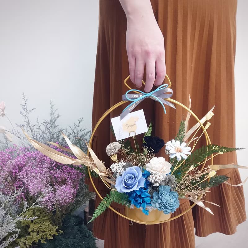 圓形金框花籃 祝賀花禮/花禮/情人節/永生花/乾燥花/裝飾/花籃
