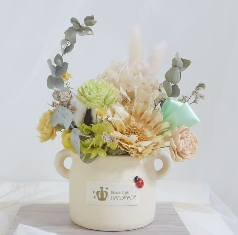 月亮上的兔子乾燥盆花 結婚捧花永生花520畢業花束情人節玫瑰生日