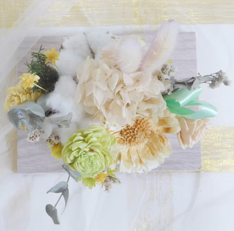 月亮上的兔子乾燥盆花 結婚捧花永生花520畢業花束情人節玫瑰生日