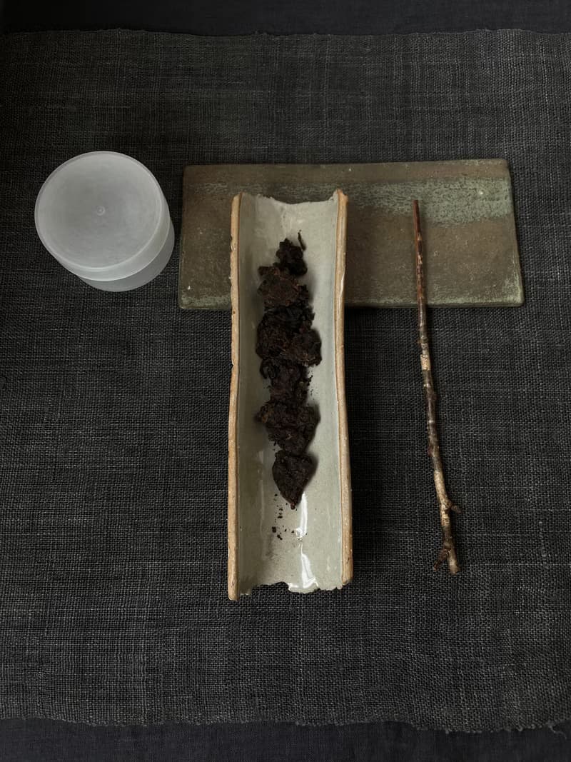 @studio_florero  白渺 茶則