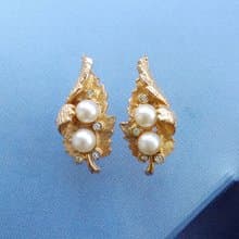 Vintage Jewelry 西洋古董飾品 金色調 捲葉珠 栓式耳環