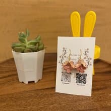 皮革花耳環  雙色繡球花