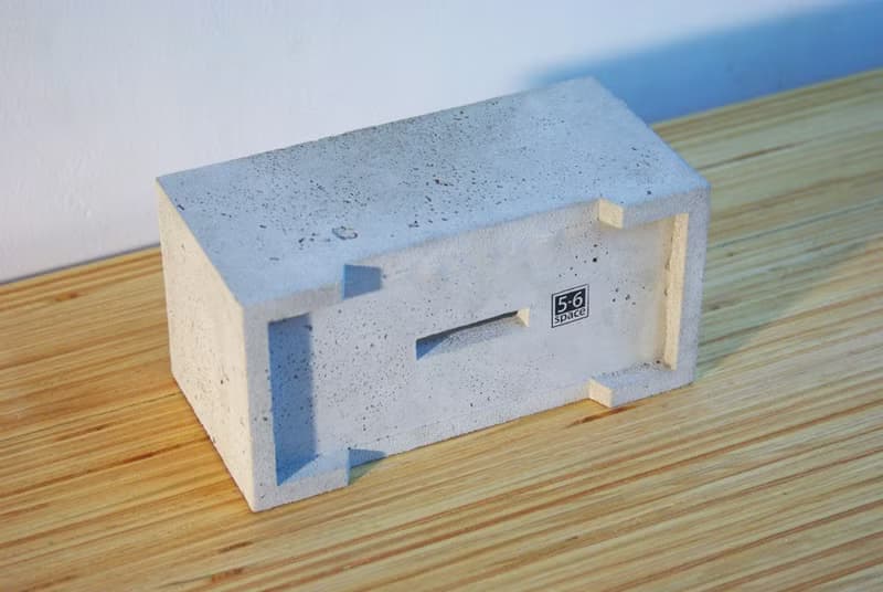長型極簡花器B