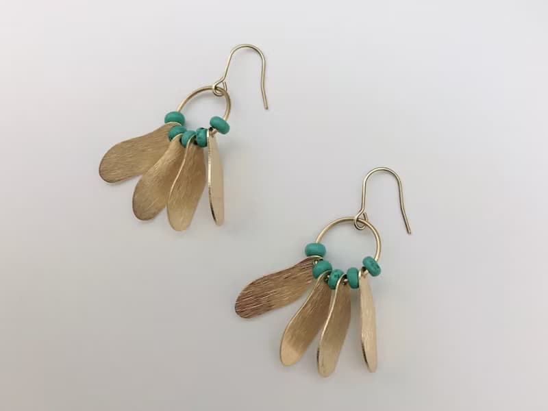 地仙 L'IMMORTEL 我情願 黃銅天然石垂墜耳飾 /ve