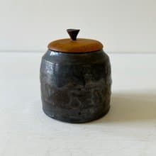 小壺・黒