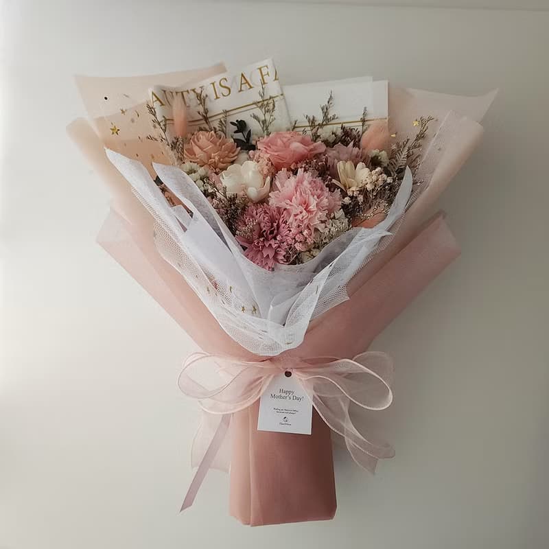永生花+乾燥花|莓粉 紫粉 |永生康乃馨玫瑰花束 生日 畢業 成發