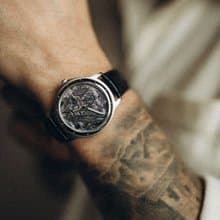 Muonionalusta 隕石手錶。